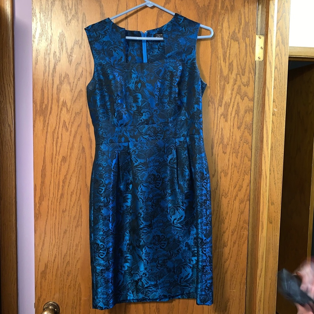 Tahari Glitter Thread Straight Dress